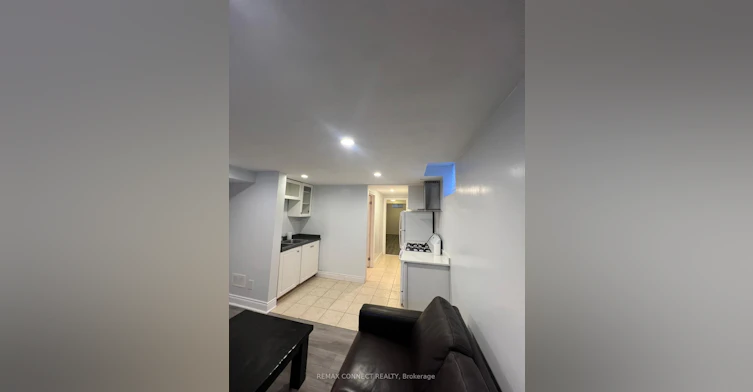 532 B Lightfoot Place, Pickering, ON, L1V 5Z7 - 7