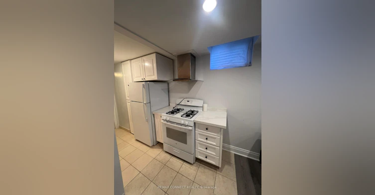 532 B Lightfoot Place, Pickering, ON, L1V 5Z7 - 8