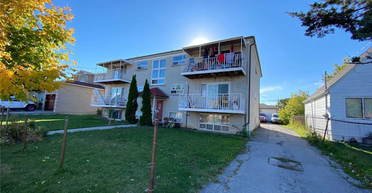 202-108 Huntington Avenue, Toronto, ON, M1K 4L5