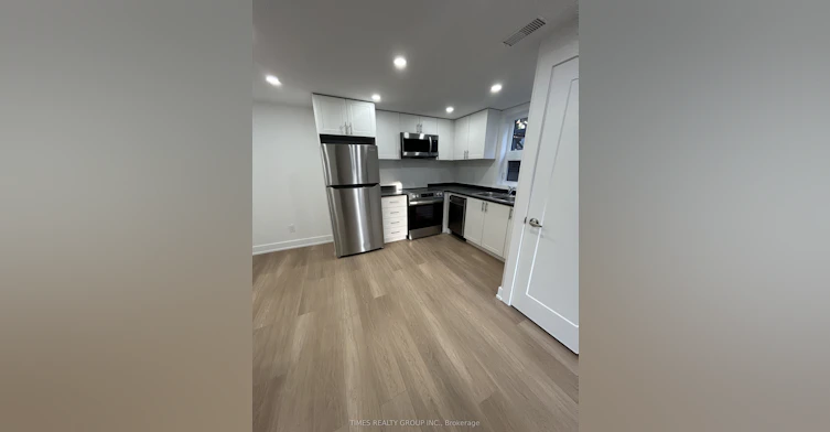 3-137 Curzon Street, Toronto, ON, M4M 3B6 - 20