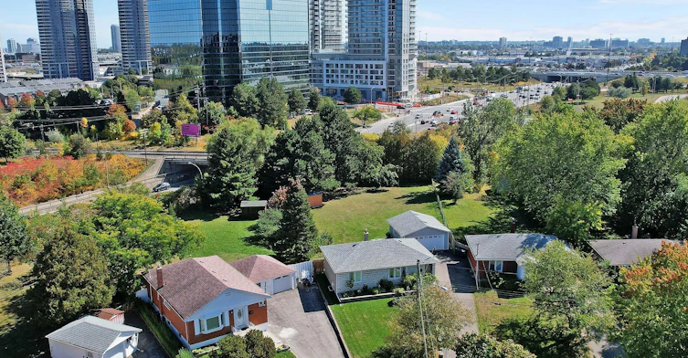 Main-116 Earlton Road, Toronto, ON, M1T 3V4 - 14
