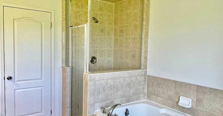 2695 Deputy Minister Path, Oshawa, ON, L1L 0M7 - 9