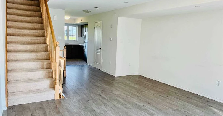2695 Deputy Minister Path, Oshawa, ON, L1L 0M7 - 4