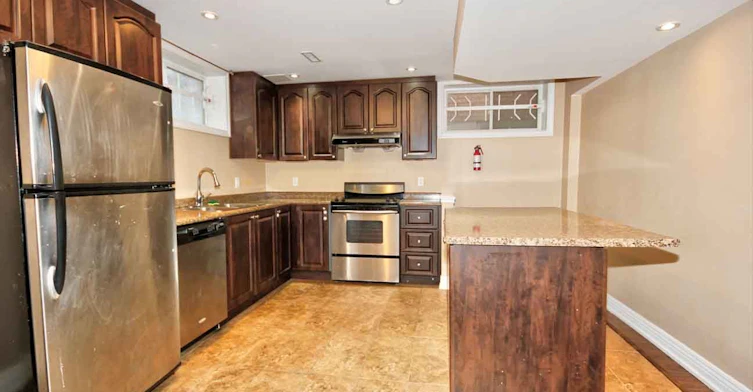 6 Mirrow Court E, Toronto, ON, M1C 4Y7 - 5