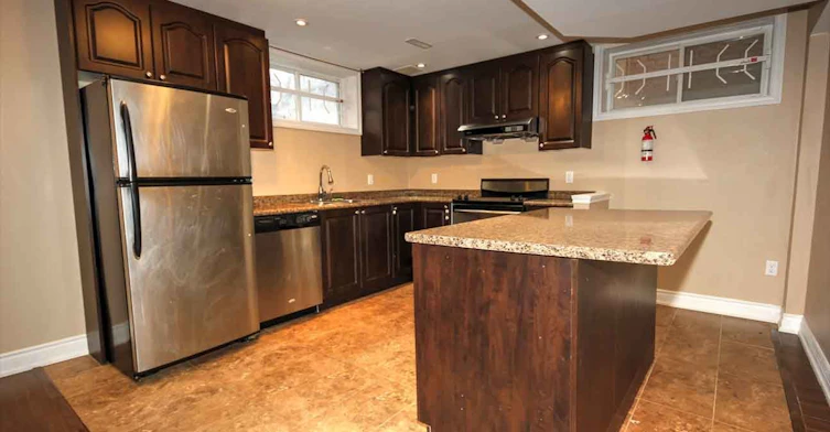 6 Mirrow Court E, Toronto, ON, M1C 4Y7 - 4