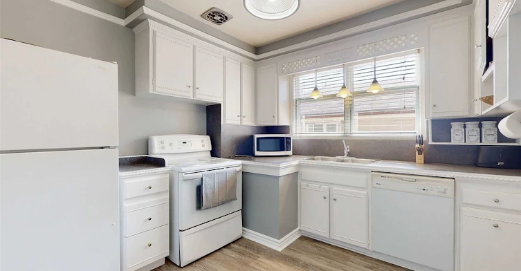 Main-5 Stevenvale Drive, Toronto, ON, M1G 1C6 - 3