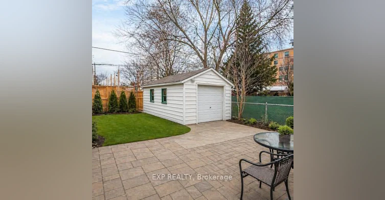 2-11 Fairside Avenue, Toronto, ON, M4C 3G8 - 14