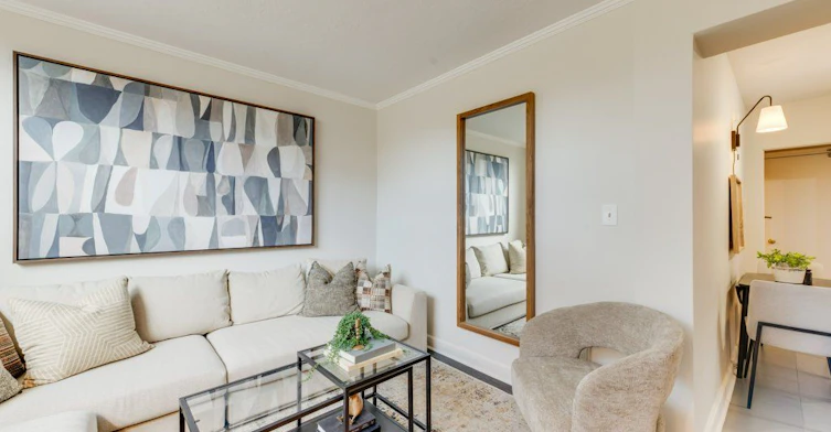 Lower-225 Woodville Avenue, Toronto, ON, M4J 2R4 - 4