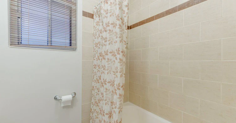 Lower-225 Woodville Avenue, Toronto, ON, M4J 2R4 - 17