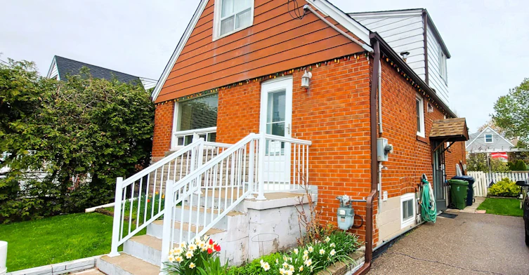 95 Ionview Road, Toronto, ON, M1K 2Z8