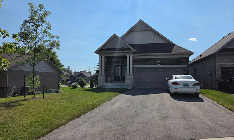 2 Holtby Court
