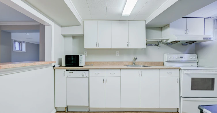 114 Canlish Road, Toronto, ON, M1P 1S9 - 7