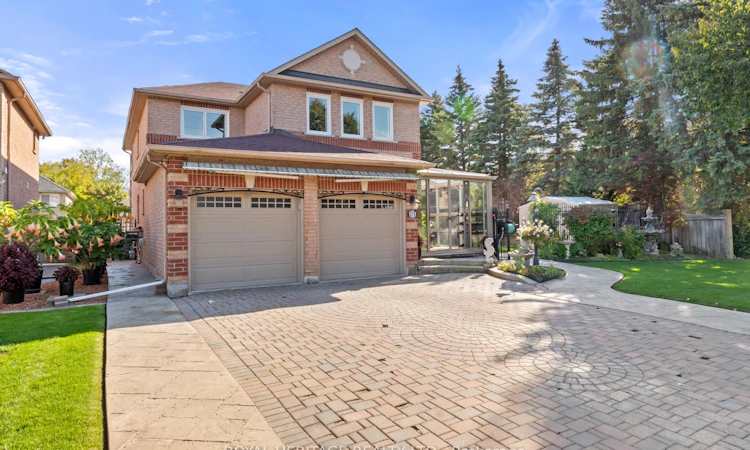 1101 Gossamer Drive