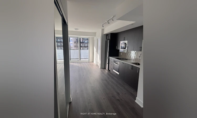 1015-2545 Simcoe Street N