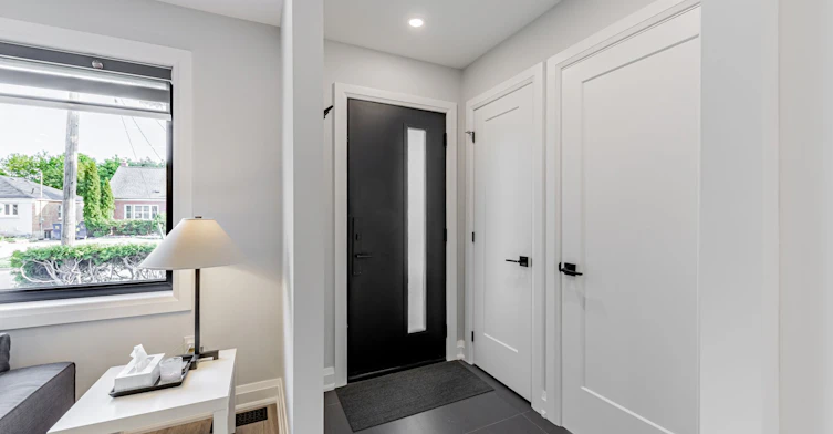 16 Boem Avenue, Toronto, ON, M1R 3T1 - 4