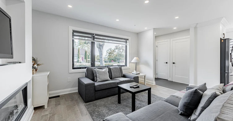 16 Boem Avenue, Toronto, ON, M1R 3T1 - 21
