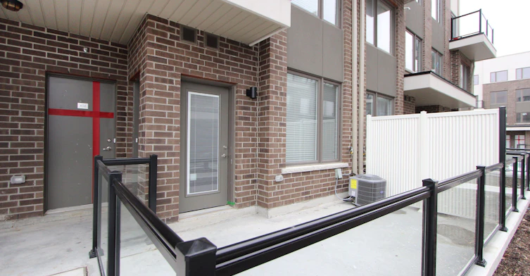 405-1460 Whites Road, Pickering, ON, L1V 1R4 - 3