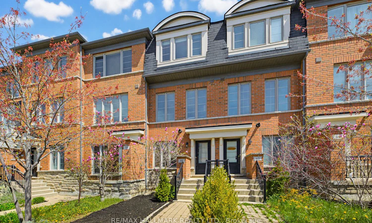 60 Belanger Crescent