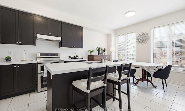 60 Belanger Crescent