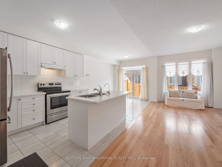 1152 Sepia Square, Pickering, ON, L1X 0H1 - 4