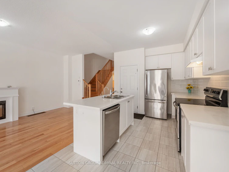 1152 Sepia Square, Pickering, ON, L1X 0H1 - 7