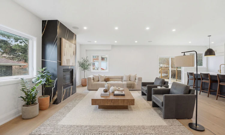 49 Greendowns Drive