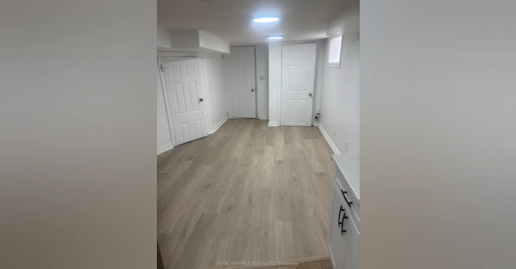 93 Park Rd N/A S, Oshawa, ON, L1J 4G7 - 5
