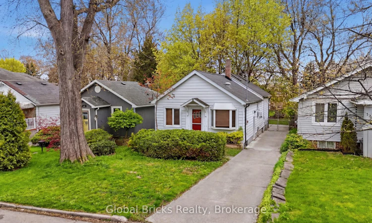 138 Gradwell Drive