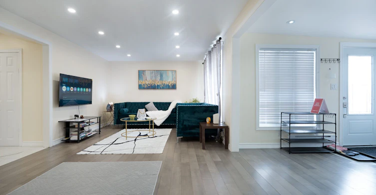 33 Windsor Avenue, Ajax, ON, L1S 2B1 - 22