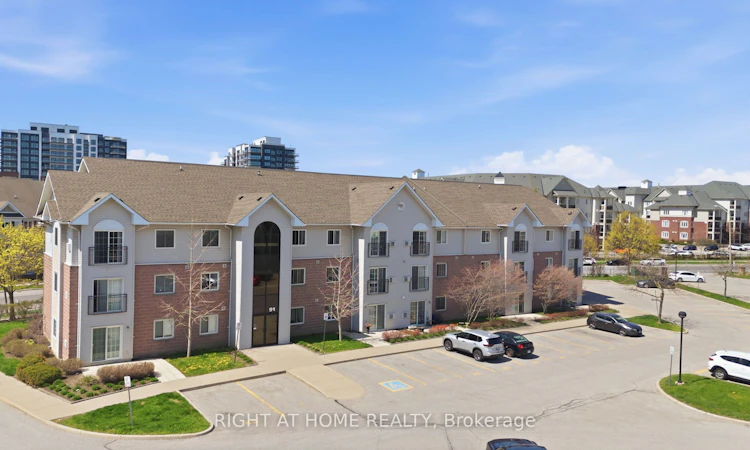 102-91 Aspen Springs Drive