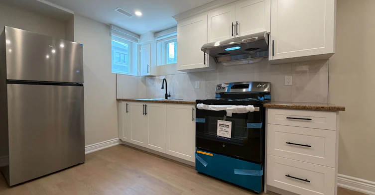 BASEMENT-1489 Hawktail Path, Pickering, ON, L0H 1J0 - 8