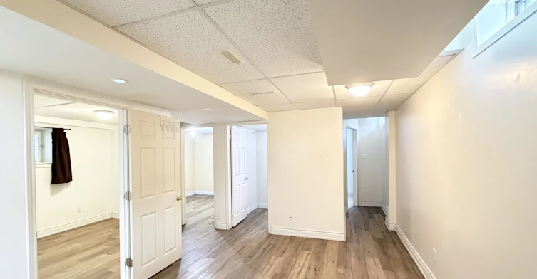 BSMT-5 Storebridge Drive, Toronto, ON, M1M 3X2 - 5