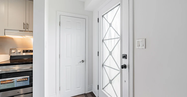 Upper-82 Ellington Drive, Toronto, ON, M1R 3Y1 - 3
