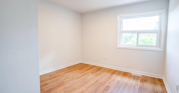 122 Purpledusk Trail, Toronto, ON, M1E 4E1 - 7