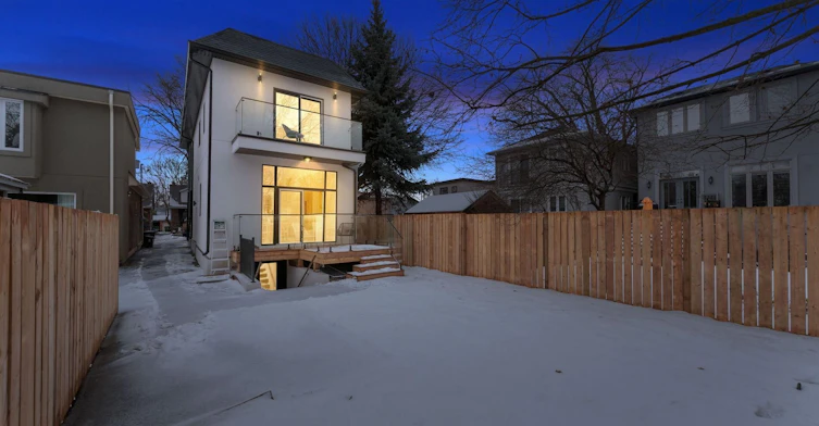 65 Crewe Avenue, Toronto, ON, M4C 2J2 - 49