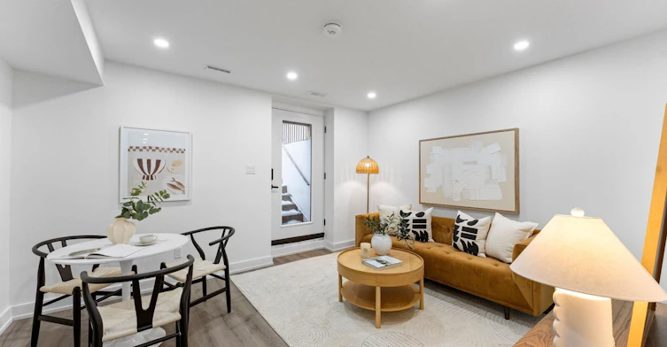 65 Crewe Avenue, Toronto, ON, M4C 2J2 - 36