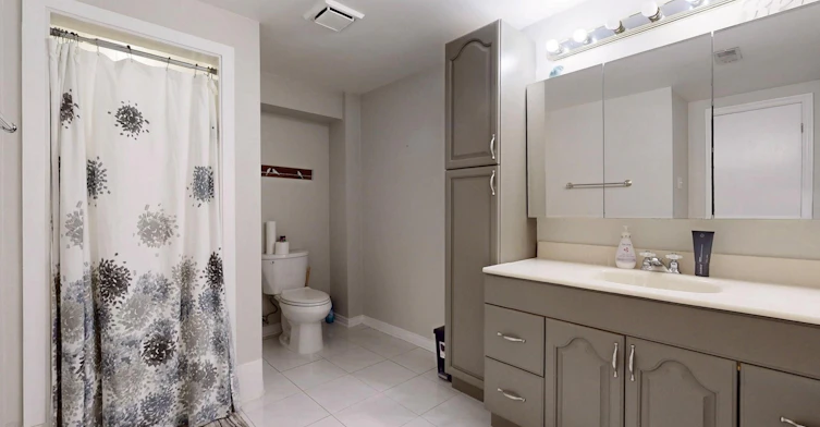Lower-61 Garden Street, Whitby, ON, L1N 9E7 - 16