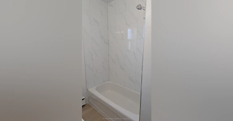 11-296 Saguenay Avenue, Oshawa, ON, L1J 2M8 - 13