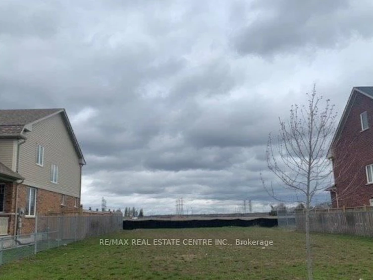 202 Symington Avenue, Oshawa, ON, L1L 0J8 - 2