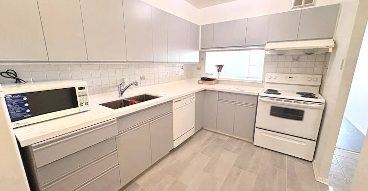 1811-2365 Kennedy Road, Toronto, ON, M1T 3S6 - 5