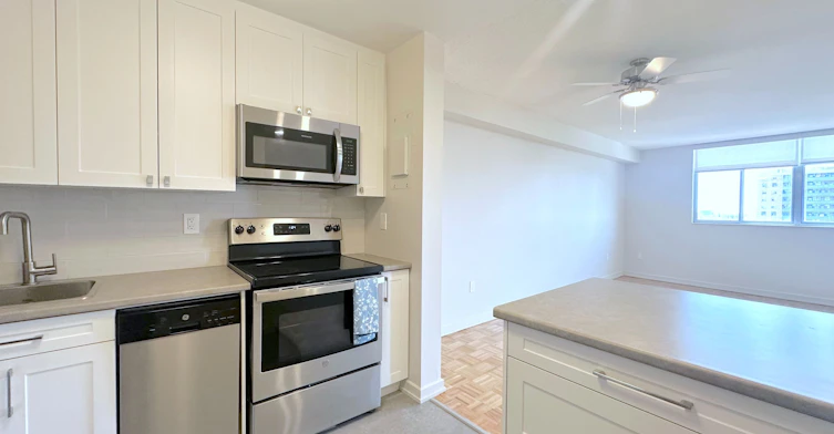 1023-30 Denton Avenue, Toronto, ON, M1L 4P2 - 4