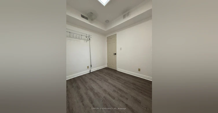 Apt 2-2828 Danforth Avenue, Toronto, ON, M4C 1M1 - 3