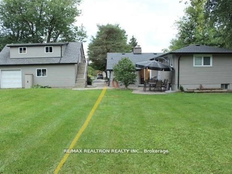 16 Hillcourt Avenue, Whitby, ON, L1R 2T9 - 9