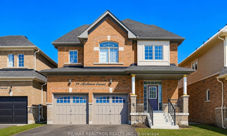 39 Mcroberts Crescent