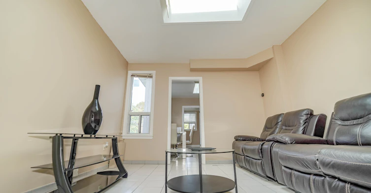 2-1378 Danforth Avenue S, Toronto, ON, M4J 3V9 - 26