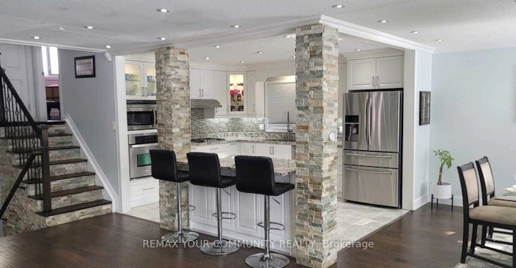 UPPER-60 Manorglen Crescent, Toronto, ON, M1S 1W4 - 9
