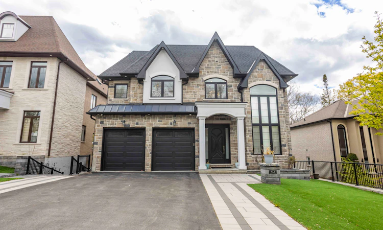 413 Sheppard Avenue