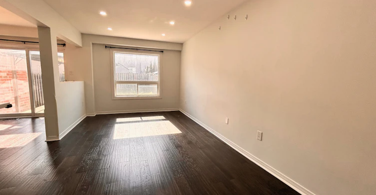 28 Millburn Drive, Clarington, ON, L1C 5L6 - 10