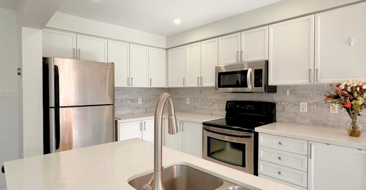 28 Millburn Drive, Clarington, ON, L1C 5L6 - 18