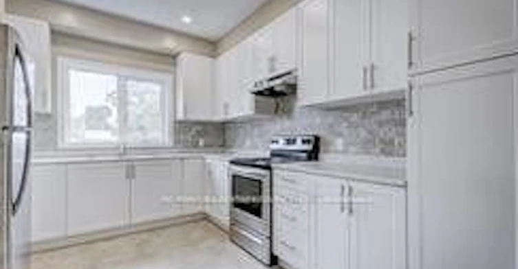Upper-129 Ontario Street, Clarington, ON, L1C 2T5 - 6
